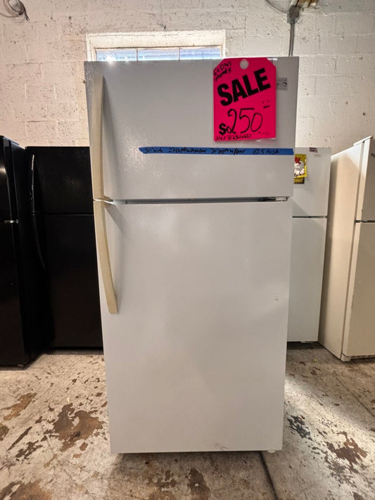 >sale🎈Kenmore 30”18cu.ft -top freezer refrigerator white color              -used refurbished 30” #RWF56B