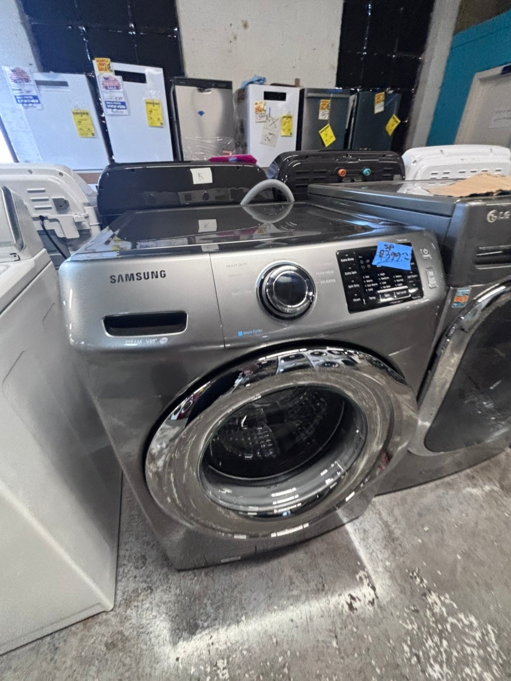 >*special price 🔥🚀Samsung gray front load washer large capacity stackable or side by side  27” in used-Refurbished #SPYE3WB