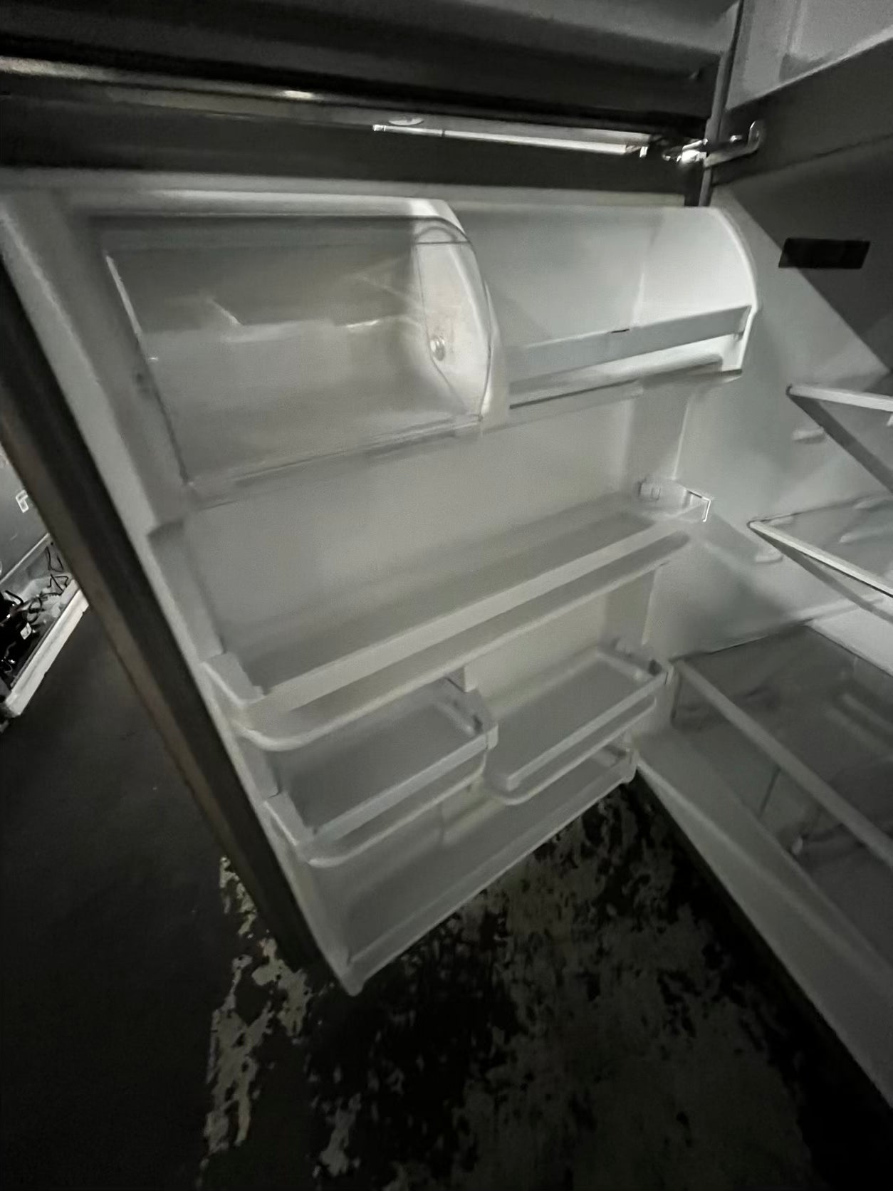 🎄Holiday Sale 🎁” Whirlpool top freezer refrigerator stainless steel  used refurbished 30’ #RF347T9B