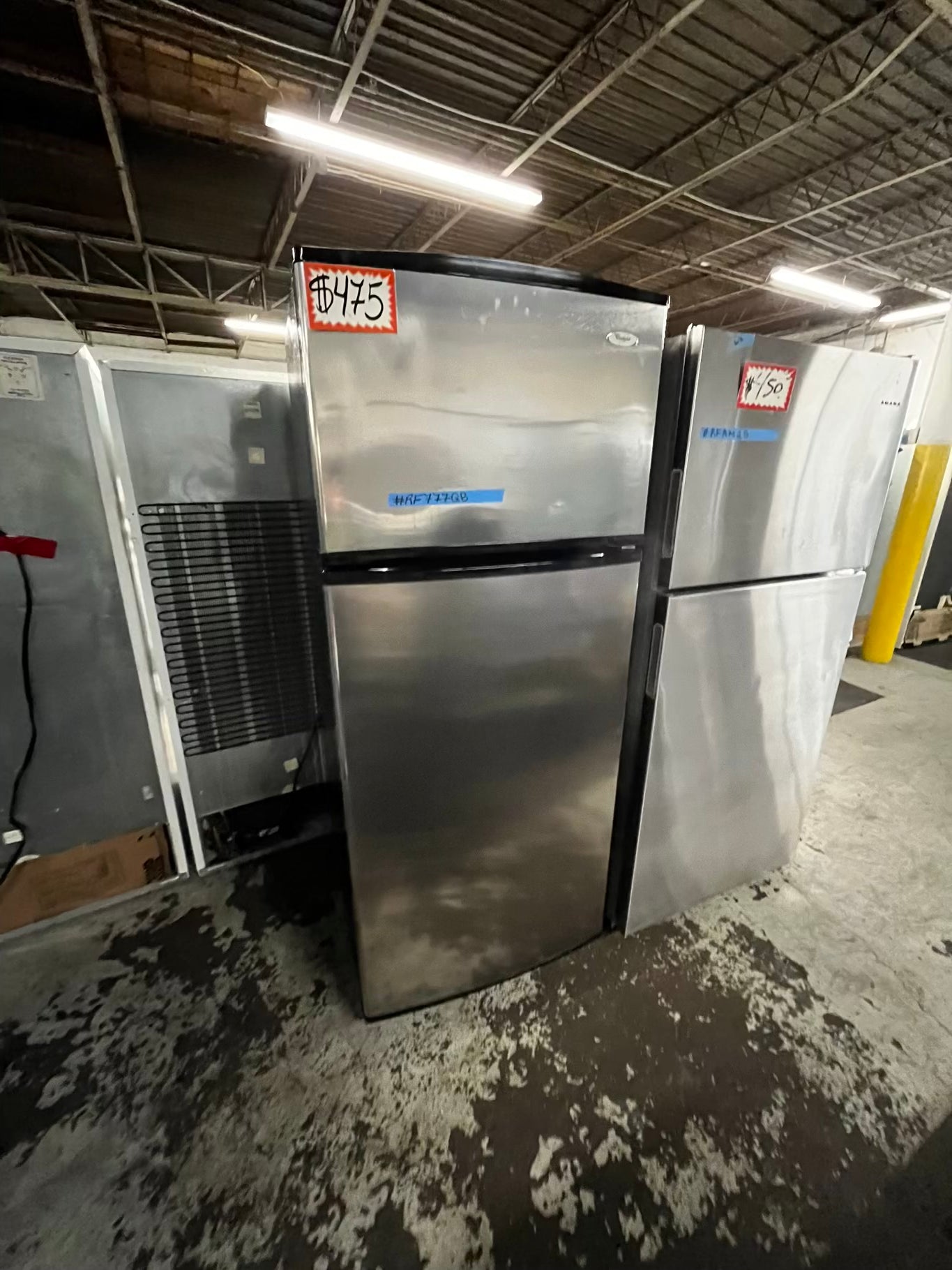 - Whirlpool top freezer refrigerator stainless steel 28" #RF777QB