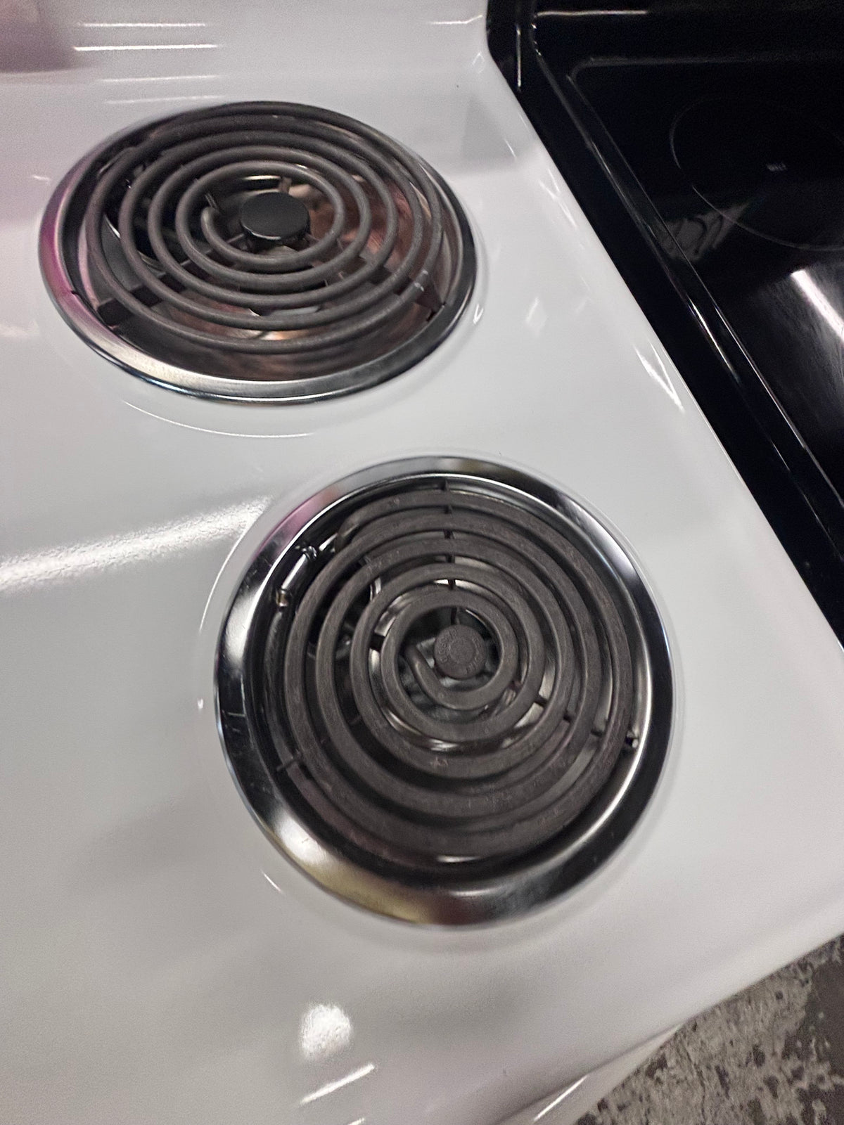 } Whirlpool electric coil top range coil 220v bake /Broil 4 burner used-Refurbished working 💯 with warranty! 30" #EGWW12B