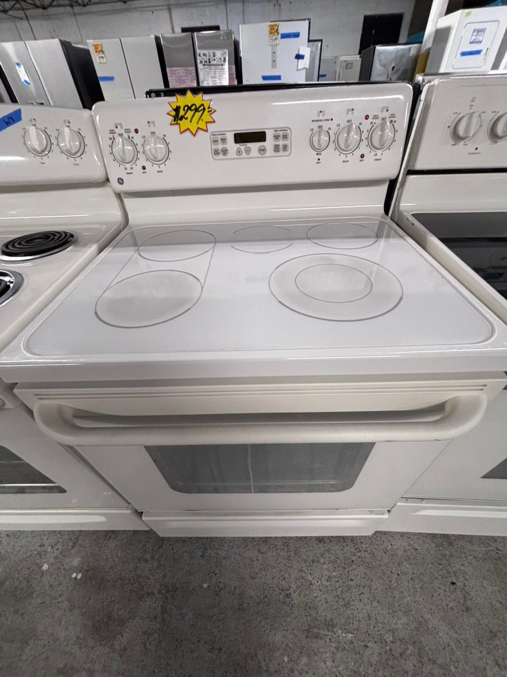 >GE Glass Top electric stove off white bake broil 4 burner warn zone Refurbished#ELR5TB