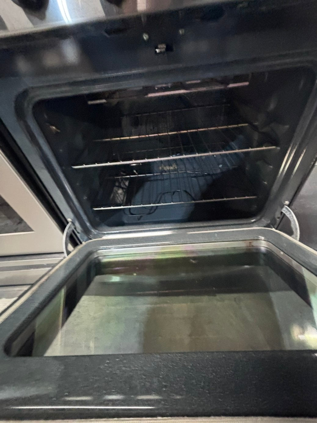>>GE FUEL DUAL 220Vts Gas range 5 burner convection oven bake ,broil Hi/Lo self clean in stainless steel used-Refurbished 30” #SG11YSB