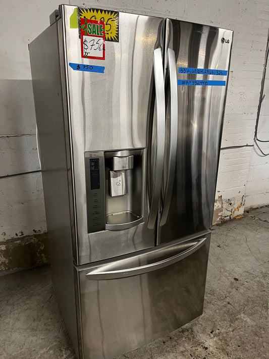 🎄Holiday Sale 🎁LG French door Refrigerator stainless steel w/ ice water dispenser 33" #RF39244B