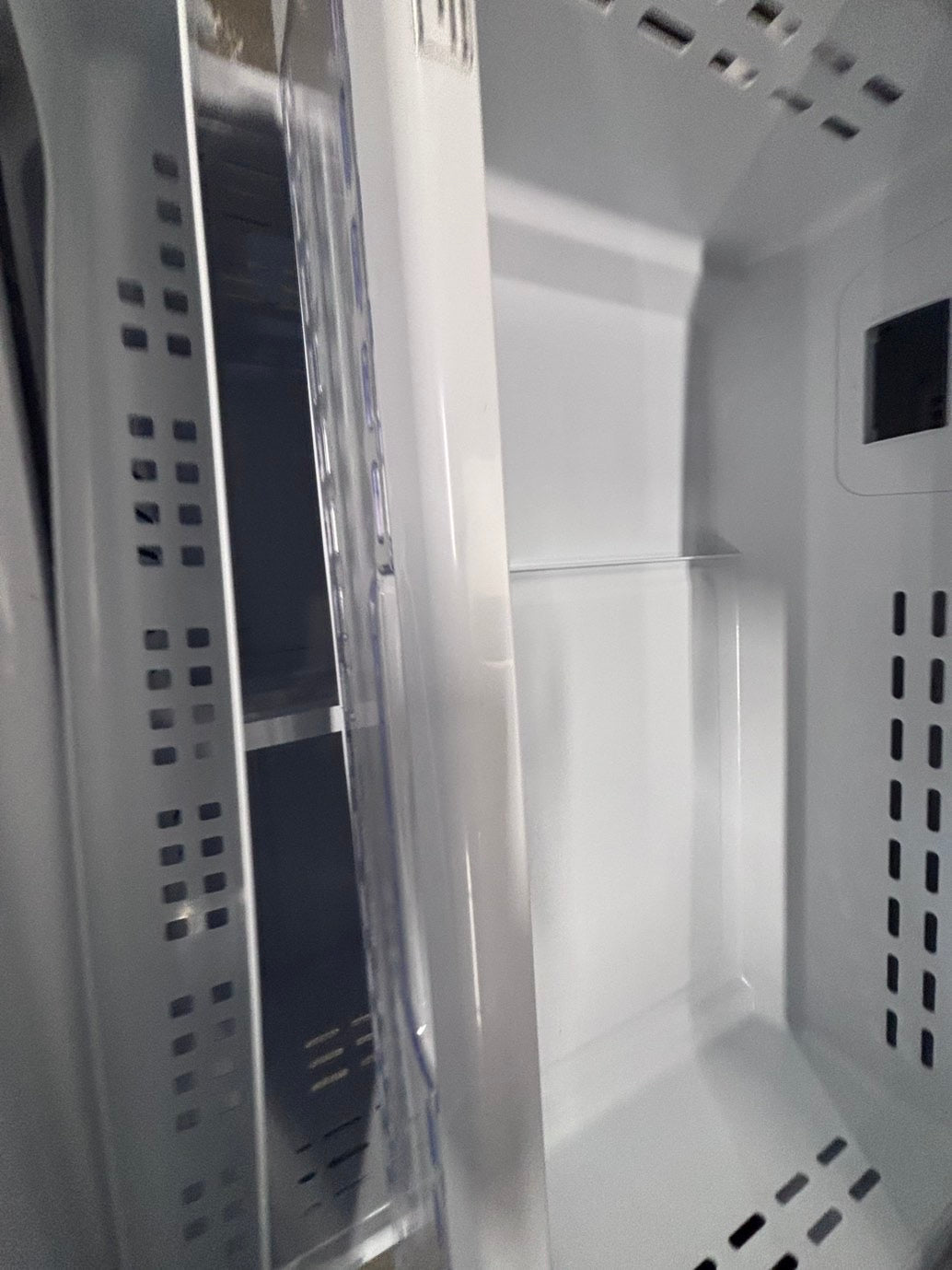 >* used-Refurbished samsung 36”w x69h x 29 depth refrigerator stainless steel w/ice & water dispenser 36 “ #FDSS73B