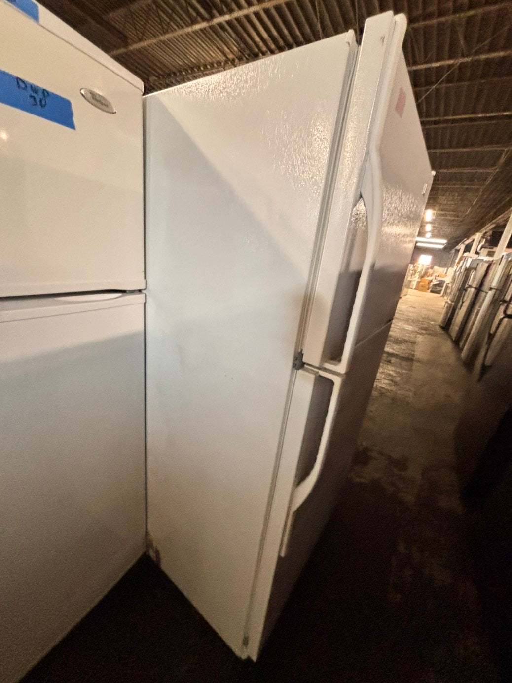 >sale🔥frigidaire 30”18cu.ft -top freezer refrigerator off white color   -used refurbished 30” #TY4NRB