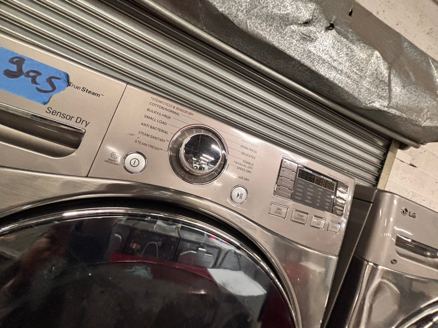 >special 🔥LG GAS  washer large capacity& dryer steam set front load stackable or side by side gray 27” in used-Refurbished #FWP33BSET