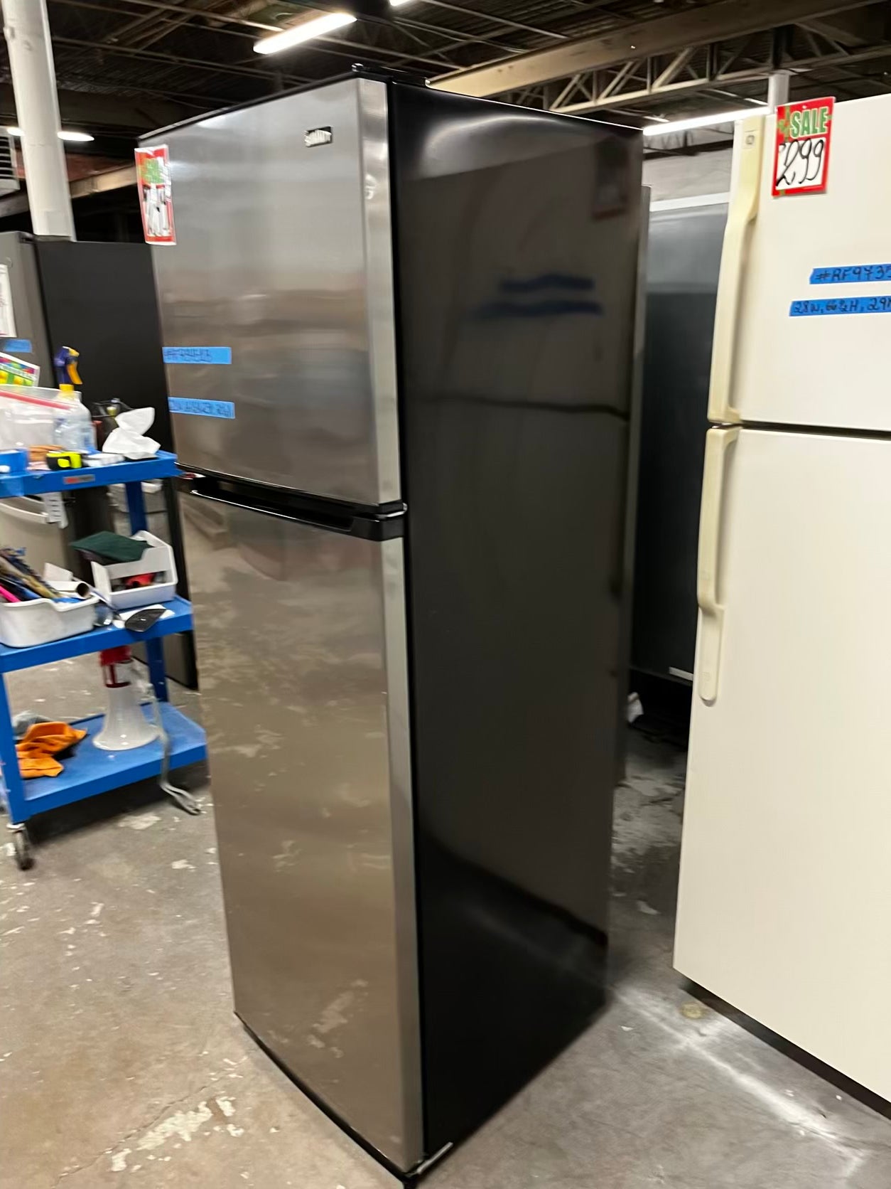 🎄Holiday Sale 🎁 Summit top freezer refrigerator stainless steel used refurbished 21” #RF93451B