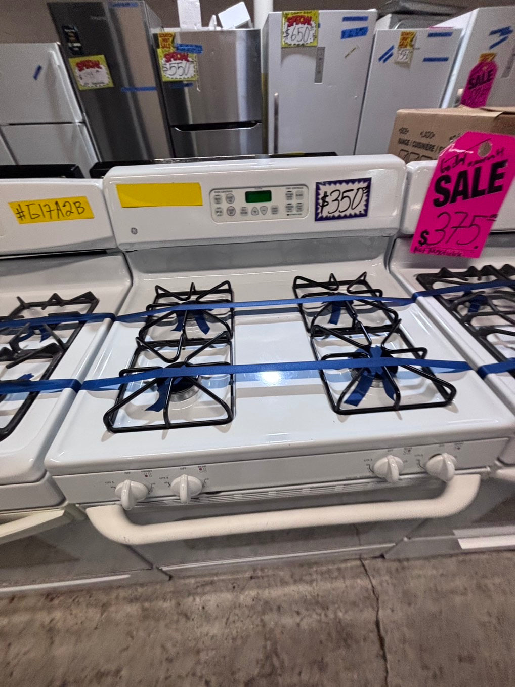 >*GE  Gas range 4 burner bake broil Hi/Lo self clean in  white used-Refurbished 30” #G2J12B