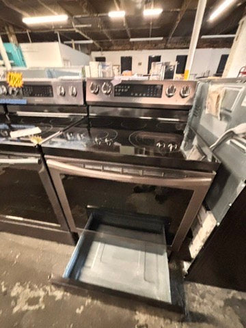 >Samsung glass top convection oven-electric range 220v 5 burner Tuscan color , warm zone bake broil fast boil ,used-Refurbished 30" #ESTQ55VB