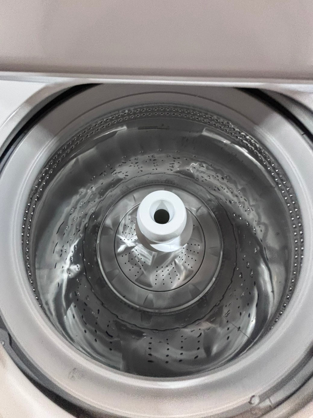 >*Amana  Top load washing machine large capacity w agitator 27" in good condition,used-Refurbished #WP3BYQB