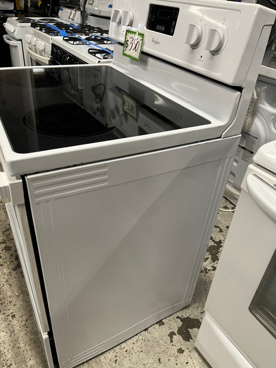 - Whirlpool electric range 4 burner bake broil frozen bake in white  30” #RF87NB