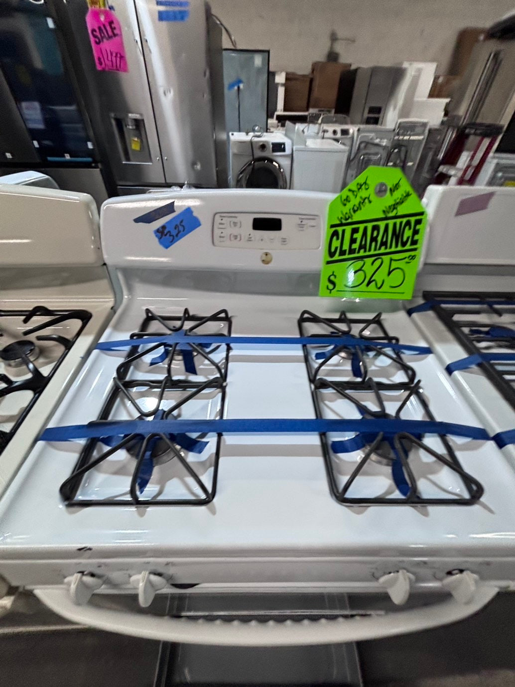 >*Sale🔥 GE Gas range 4 burner bake broil Hi/Lo self clean in  white used-Refurbished 30” #GG6N2B