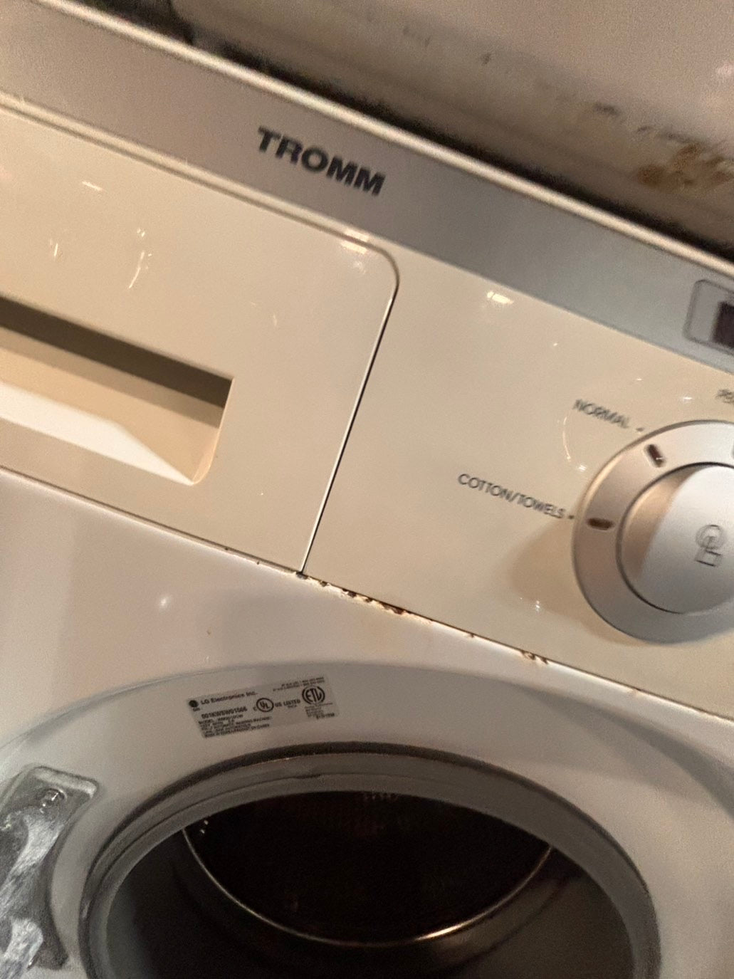 >* special🎉LG washer & dryer set electric 220v front load stackable or side by side - sensor dry in white  #WEZ15SET