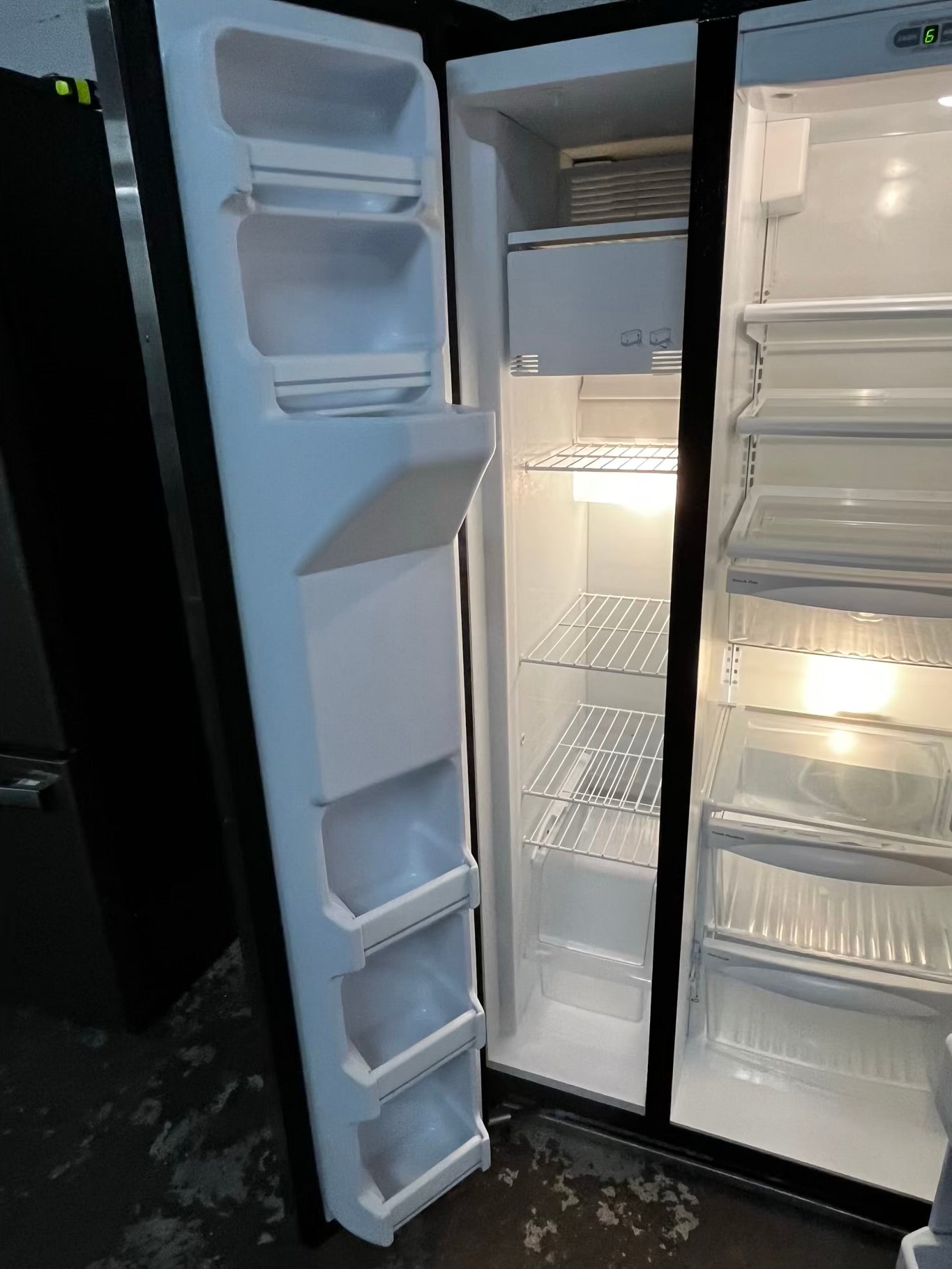 * 🎉 Black Friday ⚡️ GE side by side Refrigerator stainless steel w/ice water dispenser 33” #RF79334B