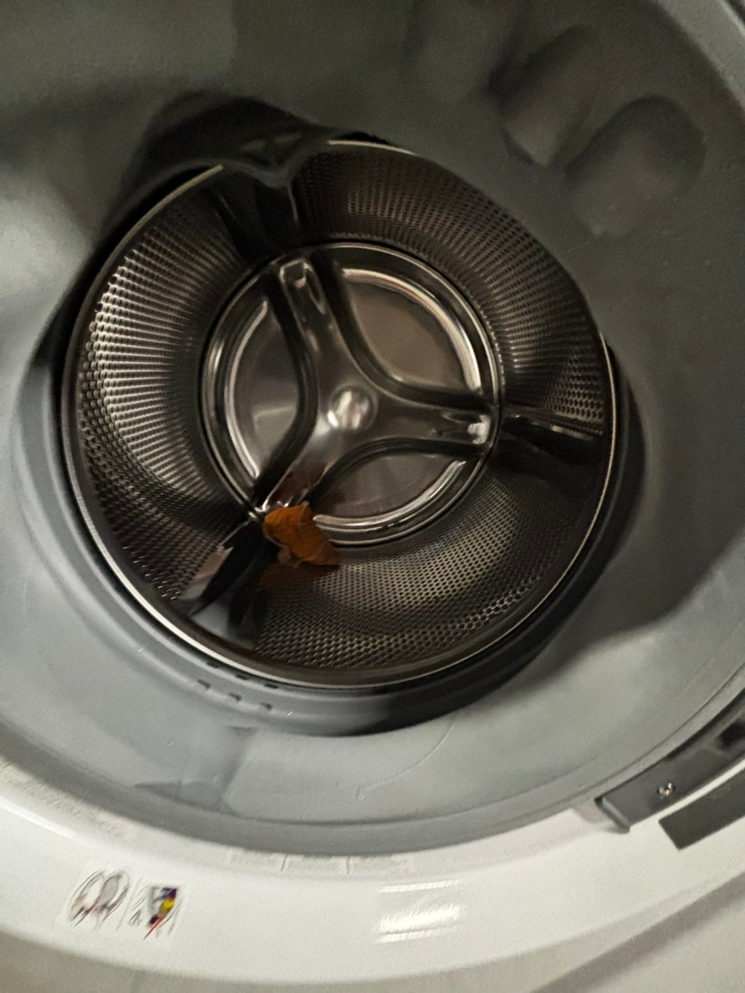 >Electrolux front load washer& dryer set large capacity energy start , steam   new scratch and dent #FLW77XB