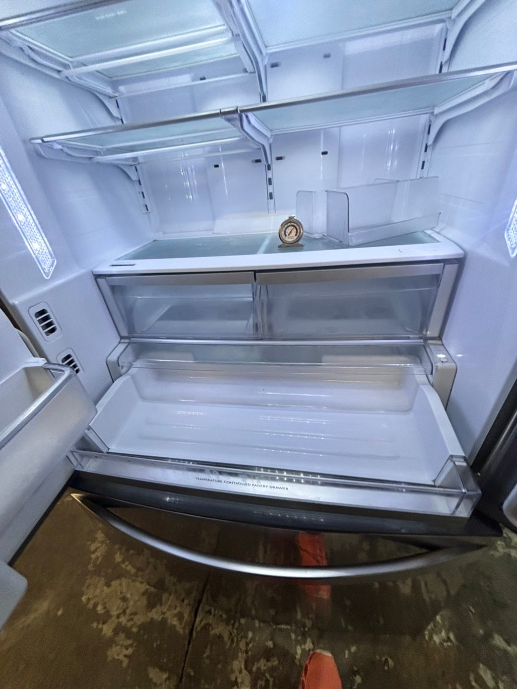 >>special price🔥Kenmore French door Refrigerator counter depth stainless steel w/ ice water dispenser great condition 36" used-refurbished #KMF1V4B