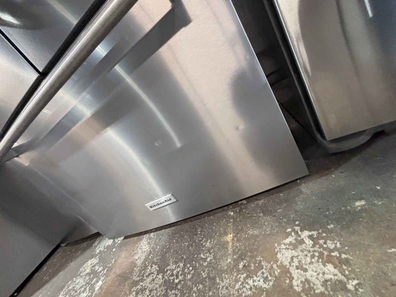 >*kitchen Aid French door Refrigerator counter depth stainless steel w/ ice water dispenser great condition 36"    (👀missing shelf on the door)  used-refurbished #KAF1424B