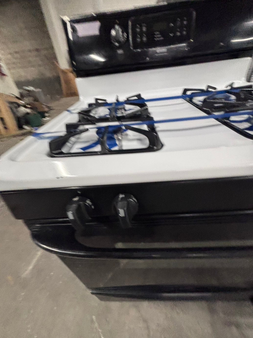 >*Sale🔥Kenmore Gas range 4 burner bake broil Hi/Lo self clean in  white & black , used-Refurbished 30” #ZQTN2B