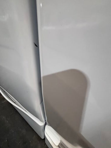 }gas LG white washer & gas dryer set front load stackable or side by side  27” in used Gas  used-Refurbished #GWD46B
