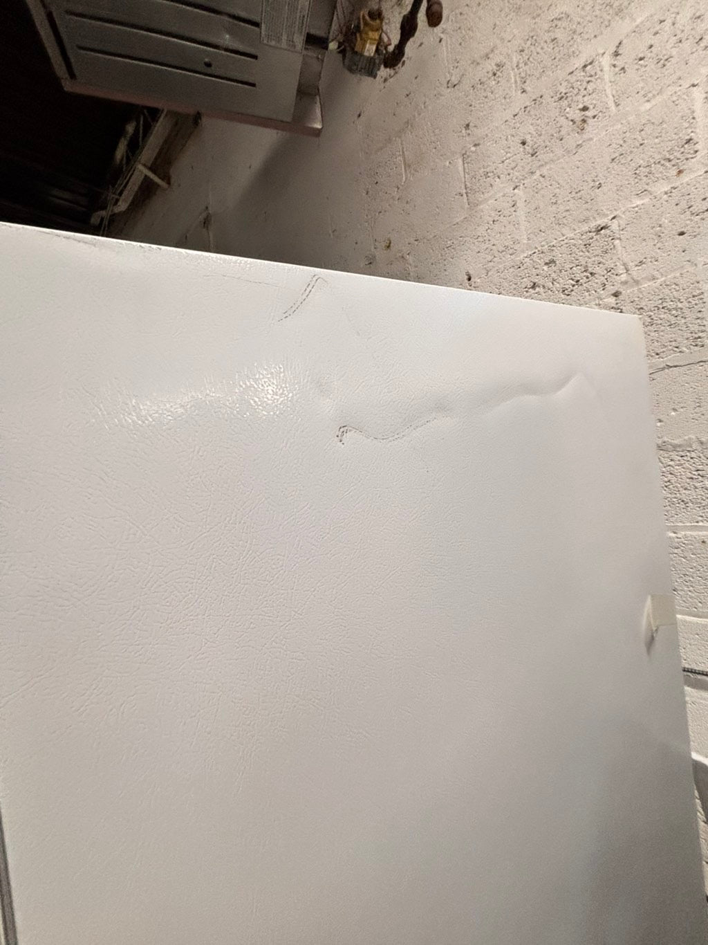 >Open box 📦 New S/d -Frigidaire
30” in. Top Freezer Refrigerator in white color  #RFW99B