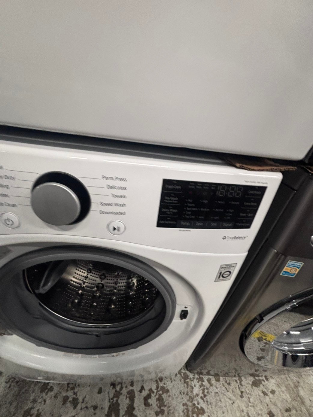 >*LG washer large capacity front load stackable or side by side in white #WLYT6B