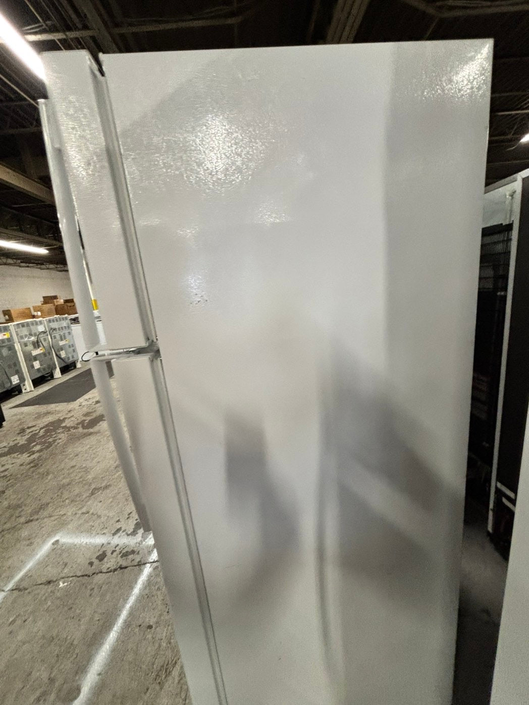 * GE used like new-top freezer refrigerator in white no ice maker 28" #RF1139FB