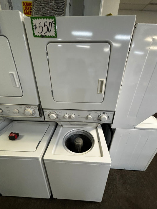 GE laundry center Electric 220v washer & dryer set in white 24" #LC426VL
