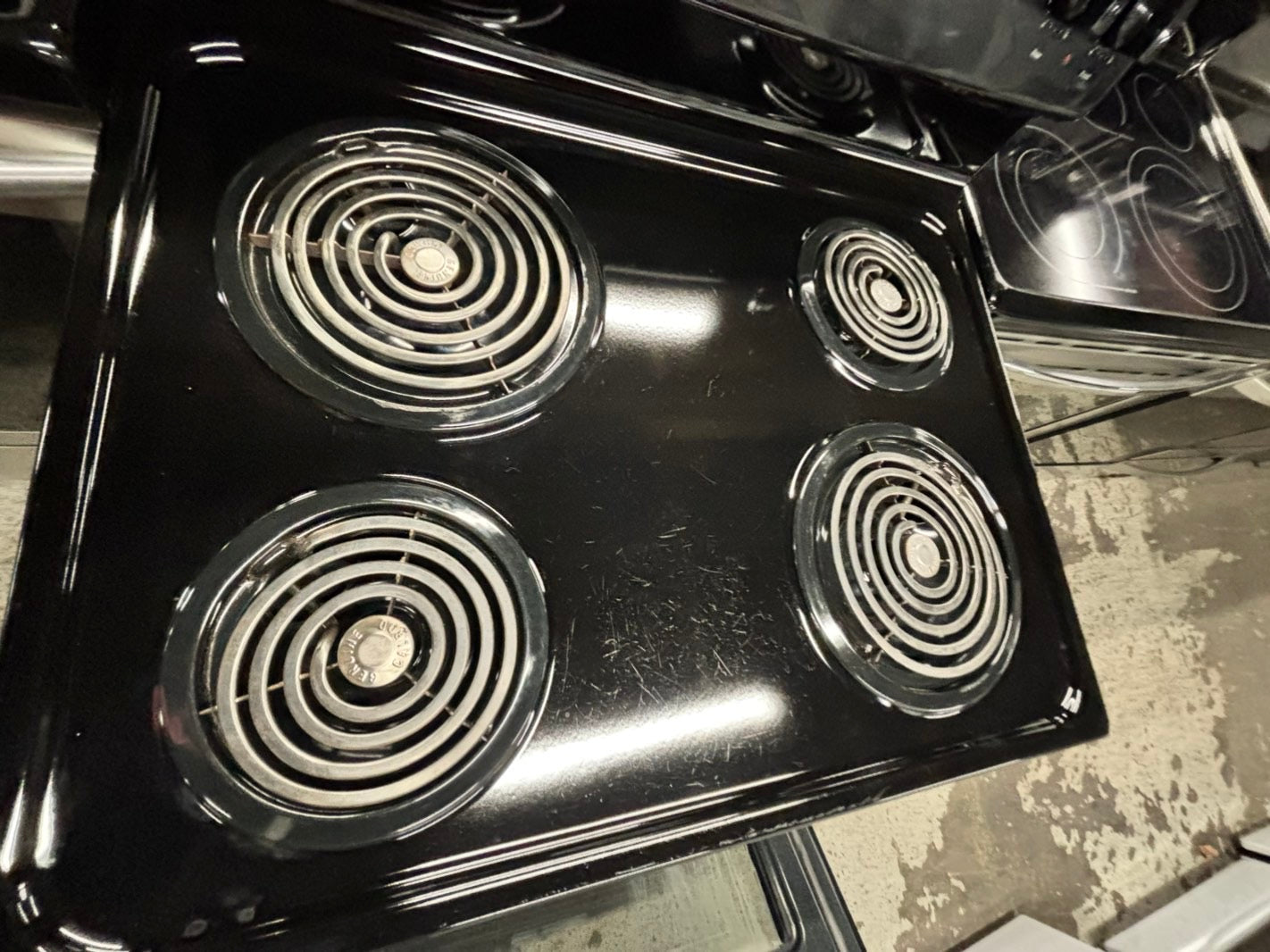 GE coils electric range 220v 4 burner coil Refurbished  bake Broil self clean in black 30" #RE8942JB-TR