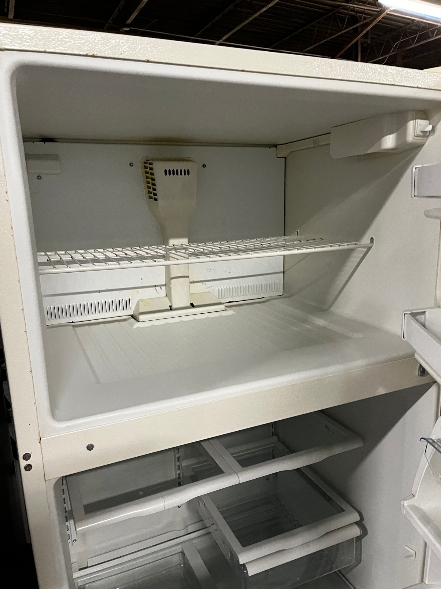 Kenmore top freezer refrigerator in off white used refurbished 33” #RF897ZB