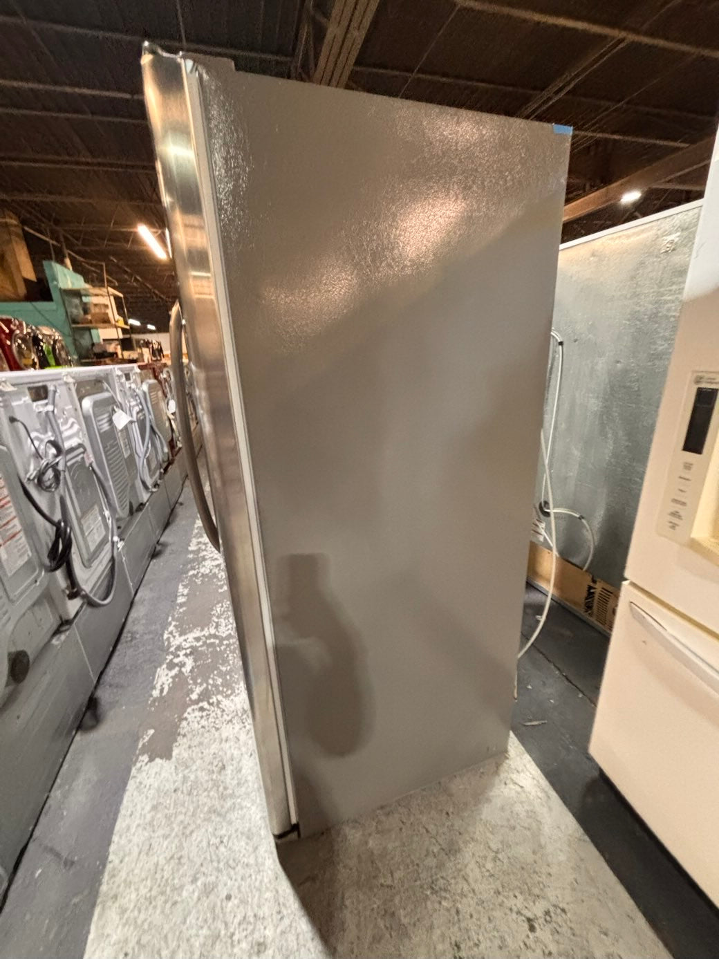 }}Special 🔥🔥GE Side x side  36”x 69”h x 29 depth ,Refrigerator stainless steel with ice maker & water dispenser /. 36” 26cu.ft used-Refurbished. Item number  #RFGES26B