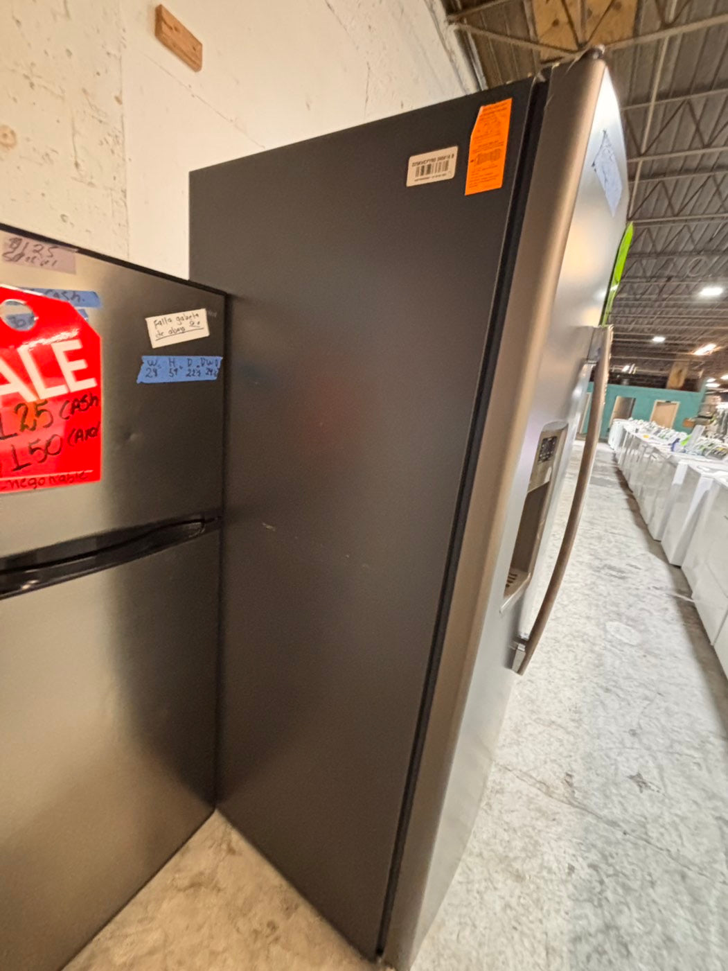 >*CLEARANCE🔥🔥GE Side x side  36”x 69”h x 29depth ,Refrigerator slate  with ice maker & water dispenser /. 36” 26cu.ft used-Refurbished. Item number  #RFU114B