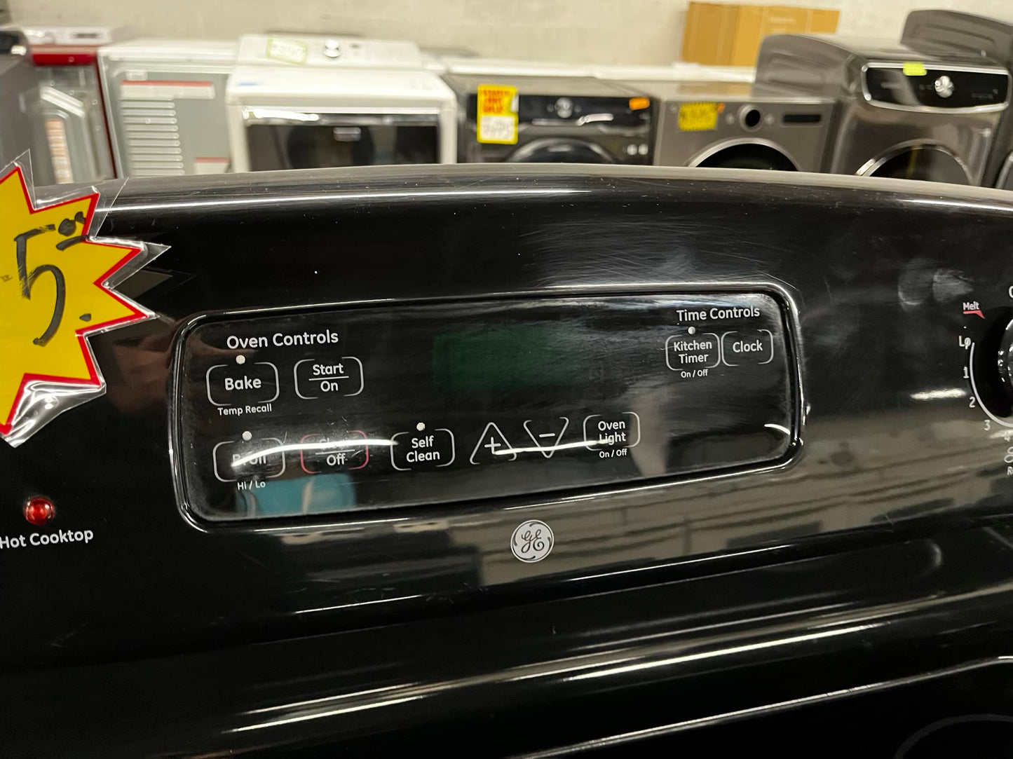 • GE glass top electric range 220v 4 burner Refurbished in black bake Broil hi/lo self clean  30" #ER3232AB