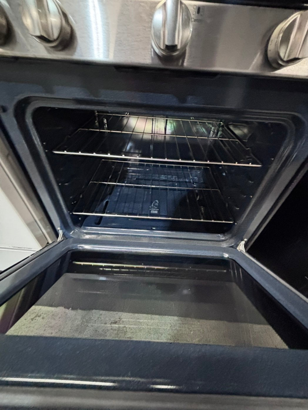>*Sale🔥GE Gas range 5 burner convection oven bake ,broil Hi/Lo self clean in stainless steel used-Refurbished 30” #GSG786B