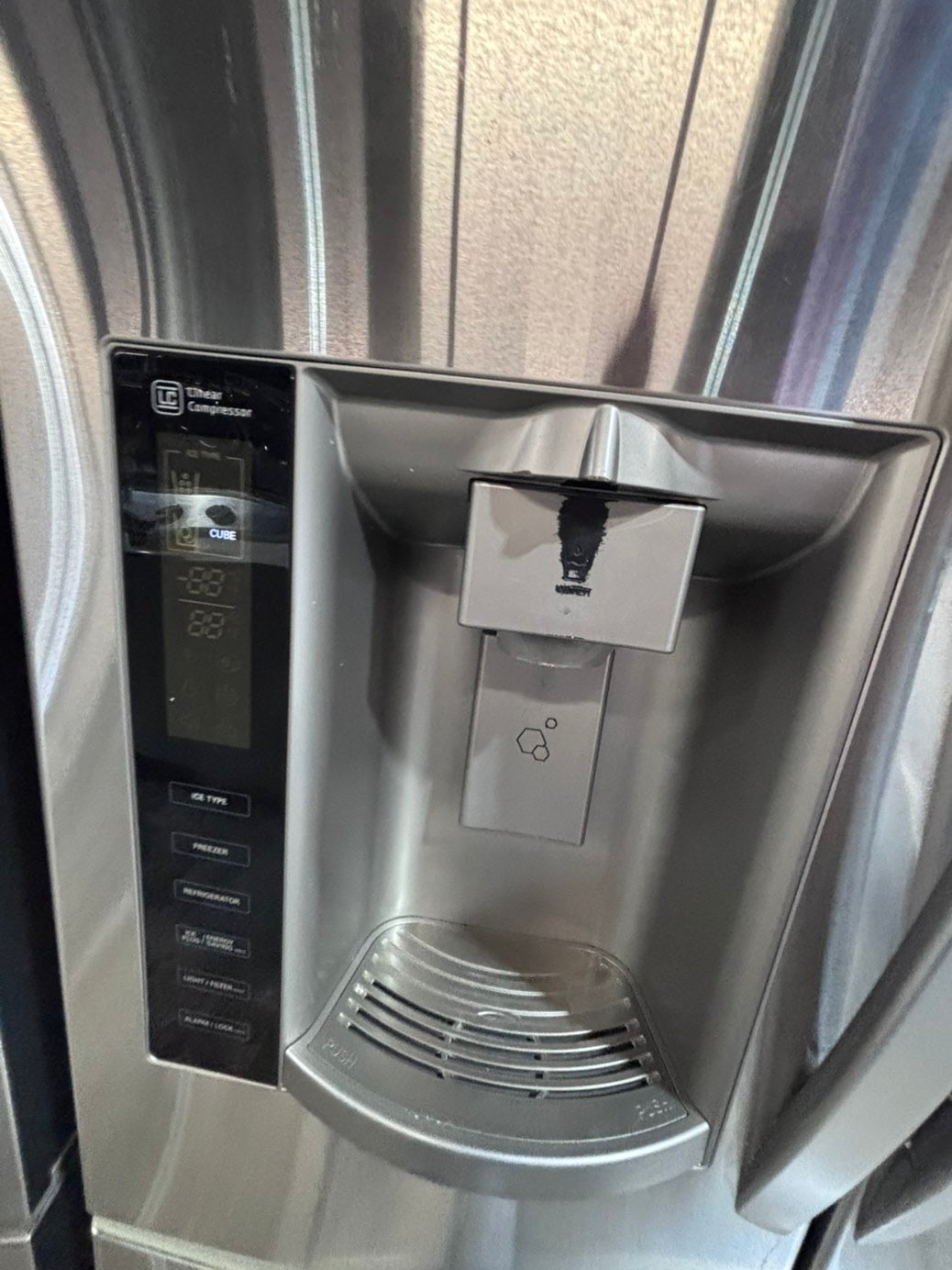 >* special 🔥used-Refurbished LG 36”w x69h x 29 depth refrigerator stainless steel w/ice & water dispenser 36 “ #LGDS73B