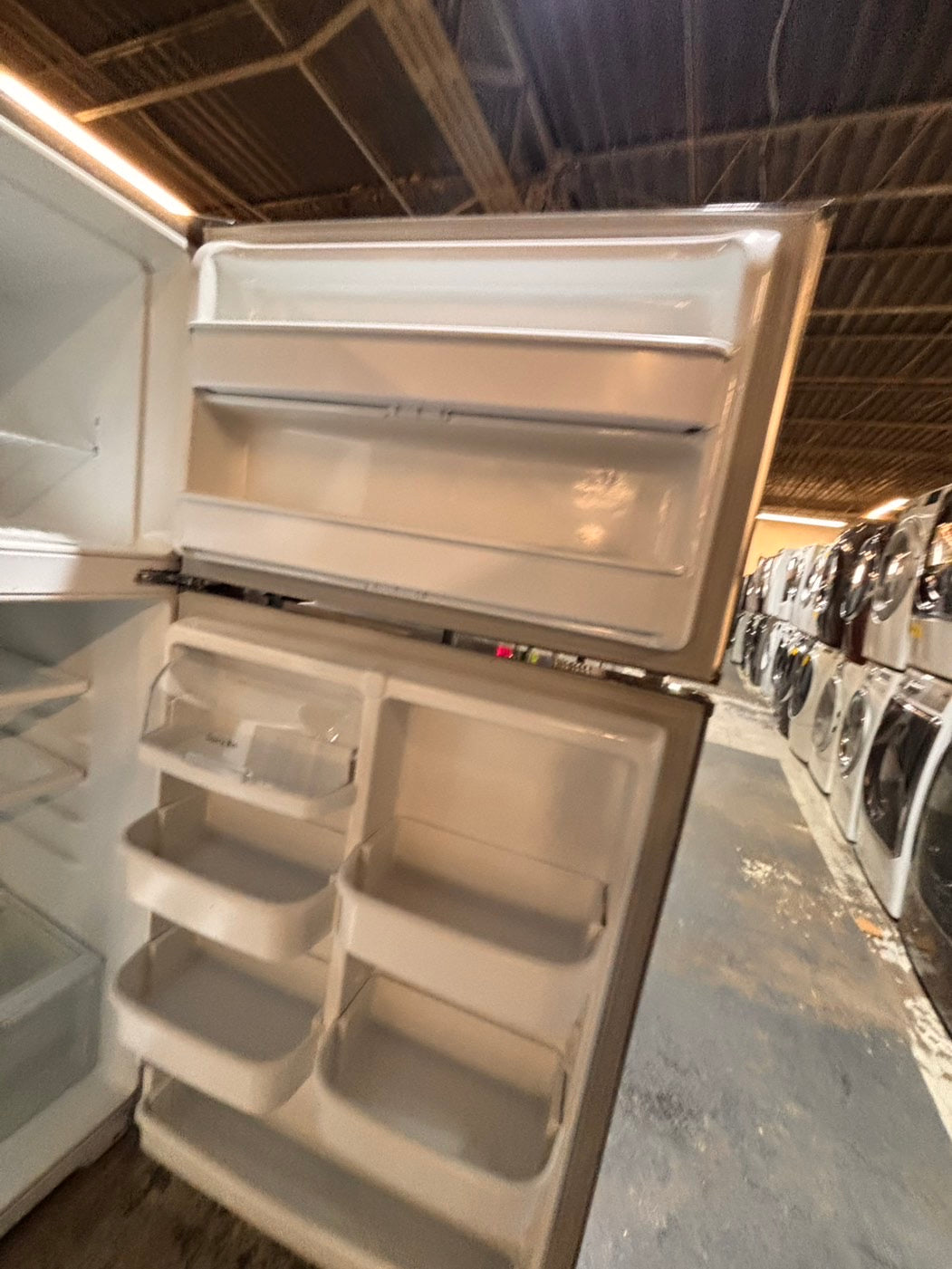 >*kenmore 33” Top freezer fridge   ,stainless steel. used-refurbished #RTKE91B