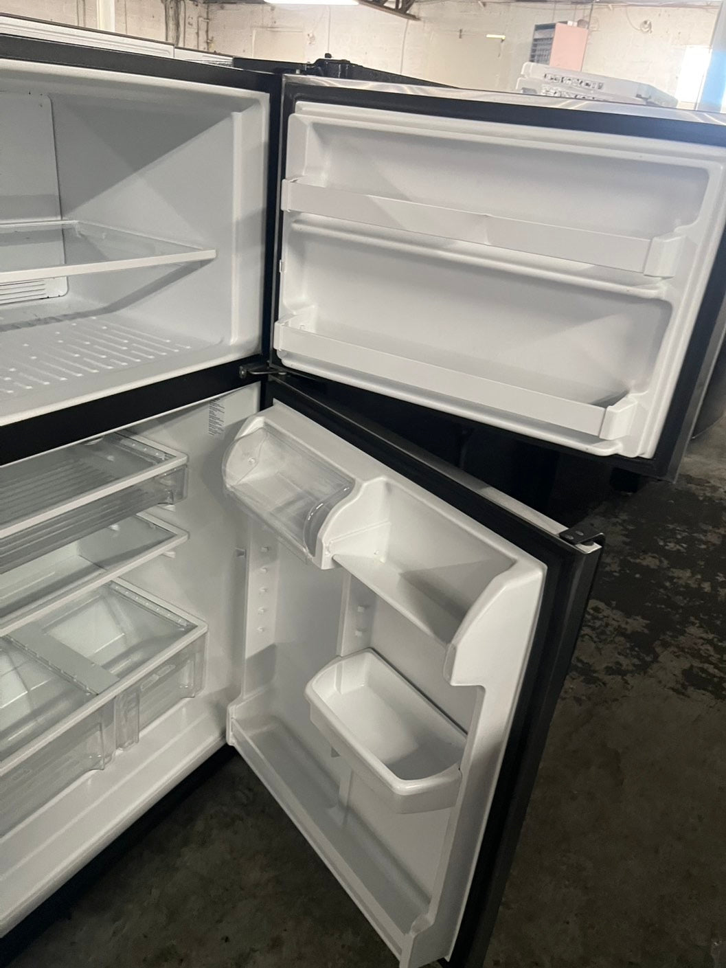 =Whirlpool  33” with Iced maker Top freezer fridge stainless steel refurbished #RFKM33