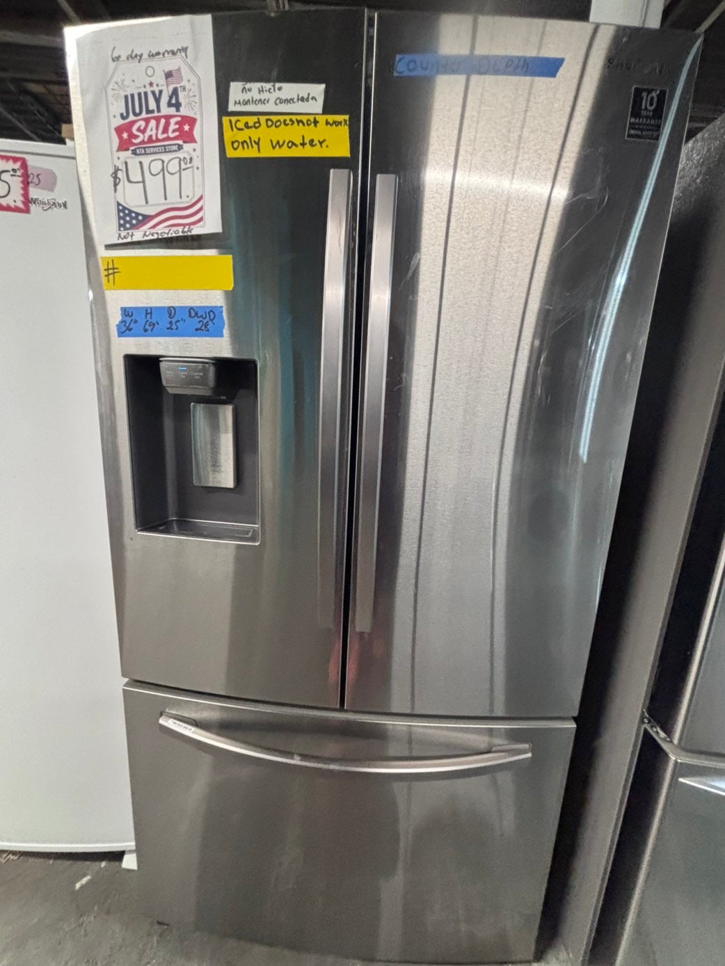 >*36”samsung counter depth French doors  fridge  stainless steel (ice maker  doesn’t work) only water 💦 dispenser works !doesn’t affect on the others functions. 36” #SA24WWB