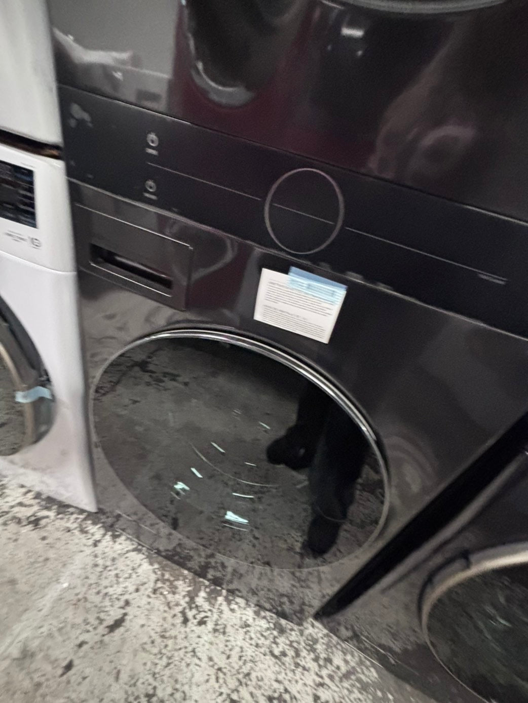 >*New Open Box 📦 LG  electric 27” wash-tower (washer & dryer) large capacity one unit staked GRAY #LGGWTWR27L