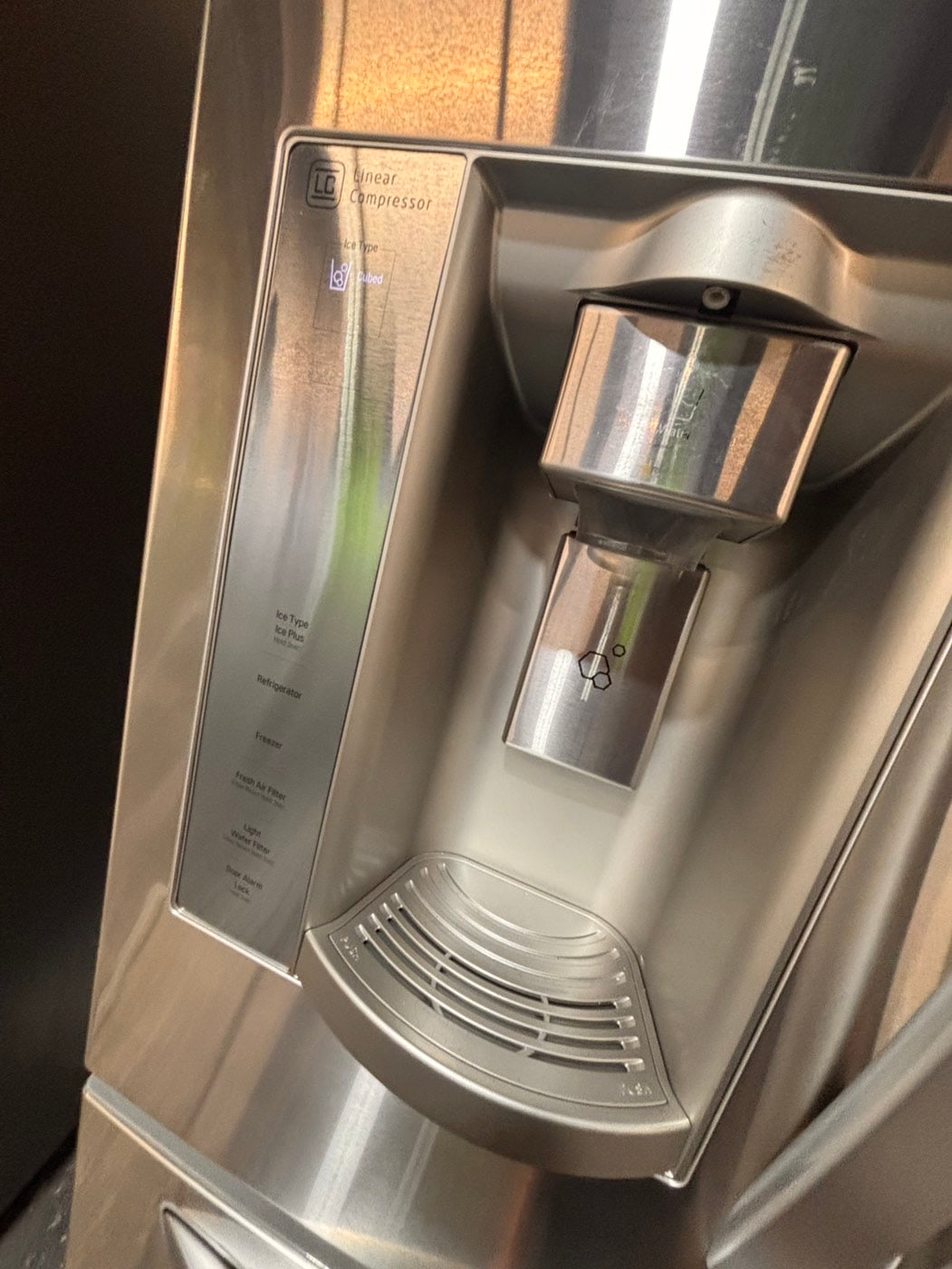 >*LG 33”wide 33” doors French door Refrigerator 33w x 69h x29 1/2depth. /stainless steel w/ ice water dispenser 33" #RLGH38B