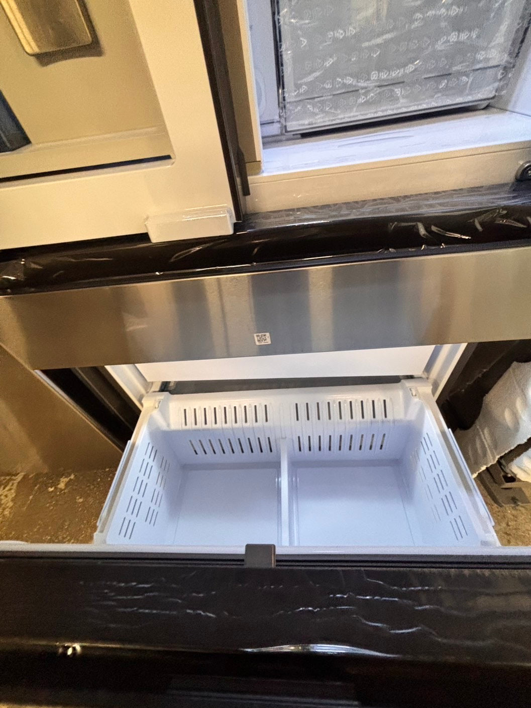 >special🎈New open box 📦 Samsung - Bespoke 23 cu. ft. Counter Depth 4-Door French Door Refrigerator with Beverage center #RRSYY41B
