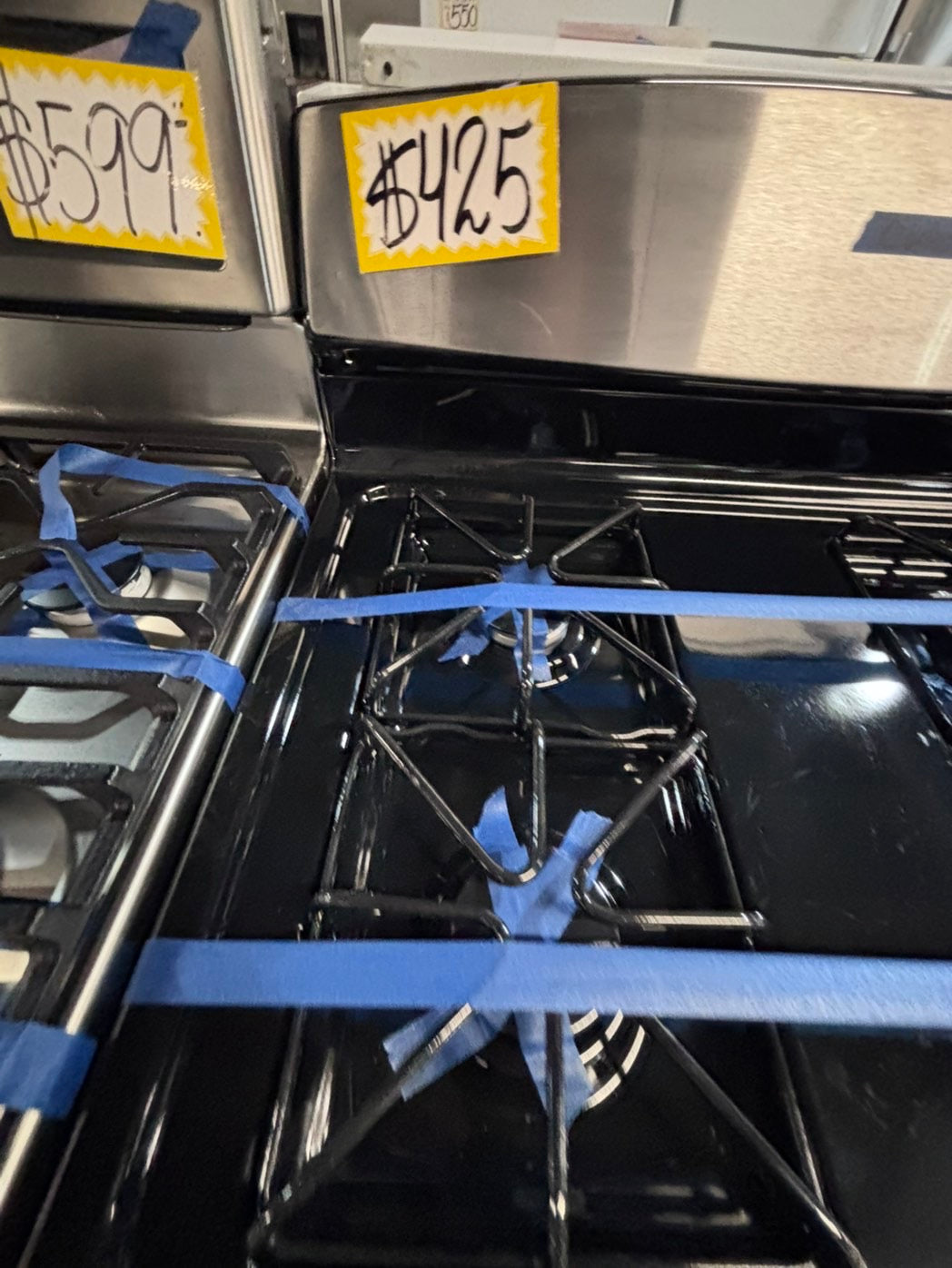 >*GE range 4 burner bake broil Hi/Lo self clean in stainless steel used-great condition ,Refurbished 30” #FLN10SB