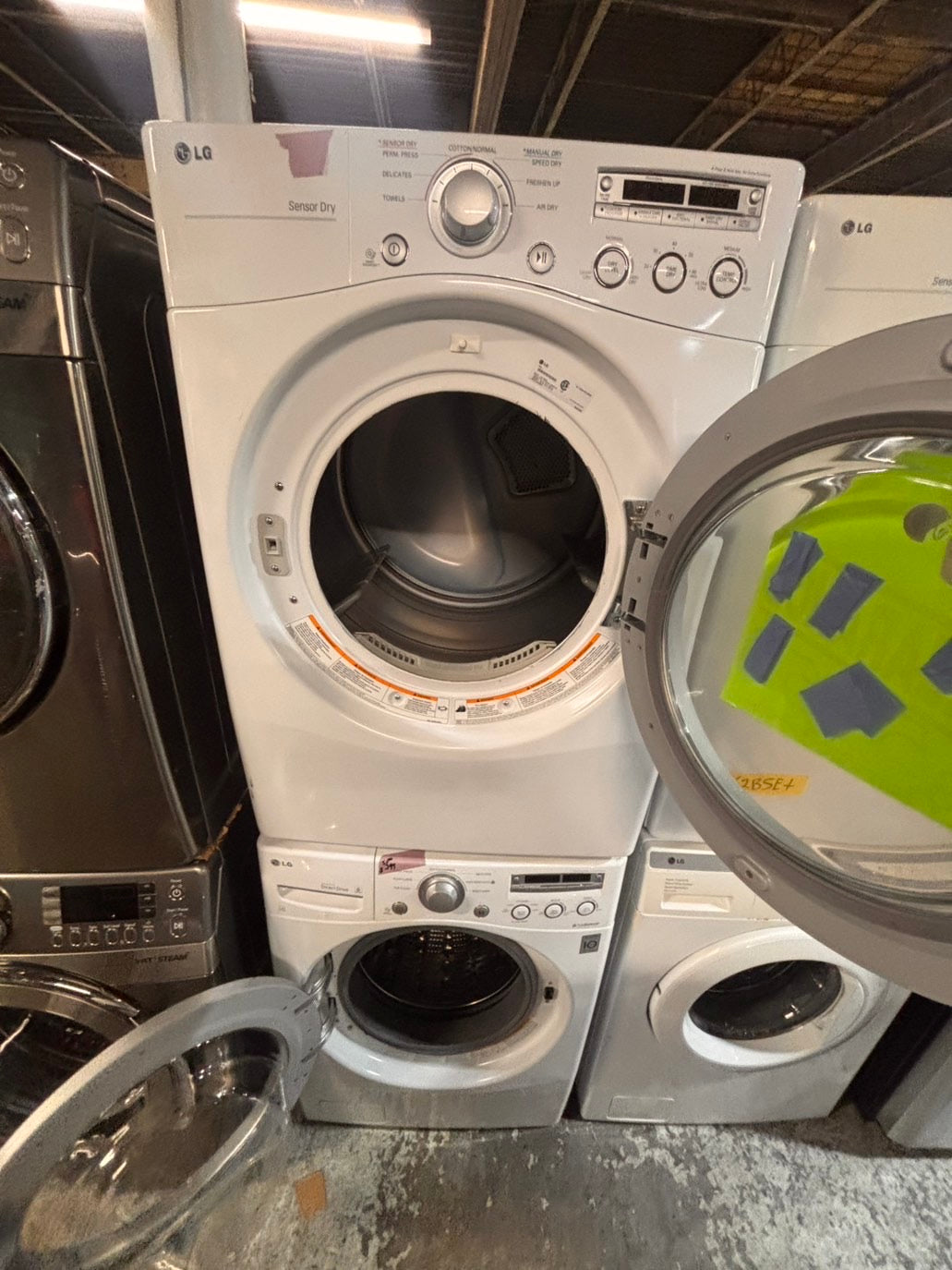 >* special🎉LG washer & dryer set electric 220v front load stackable or side by side - sensor dry in white  #WQ575SET