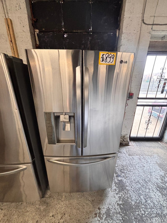 >LG lfx31935st 30.5 cu. ft. French Door Refrigerator Super-Capacity with ice maker & water dispenser ,with Blast Chiller used-refurbished   Great condition #LG31ZASB