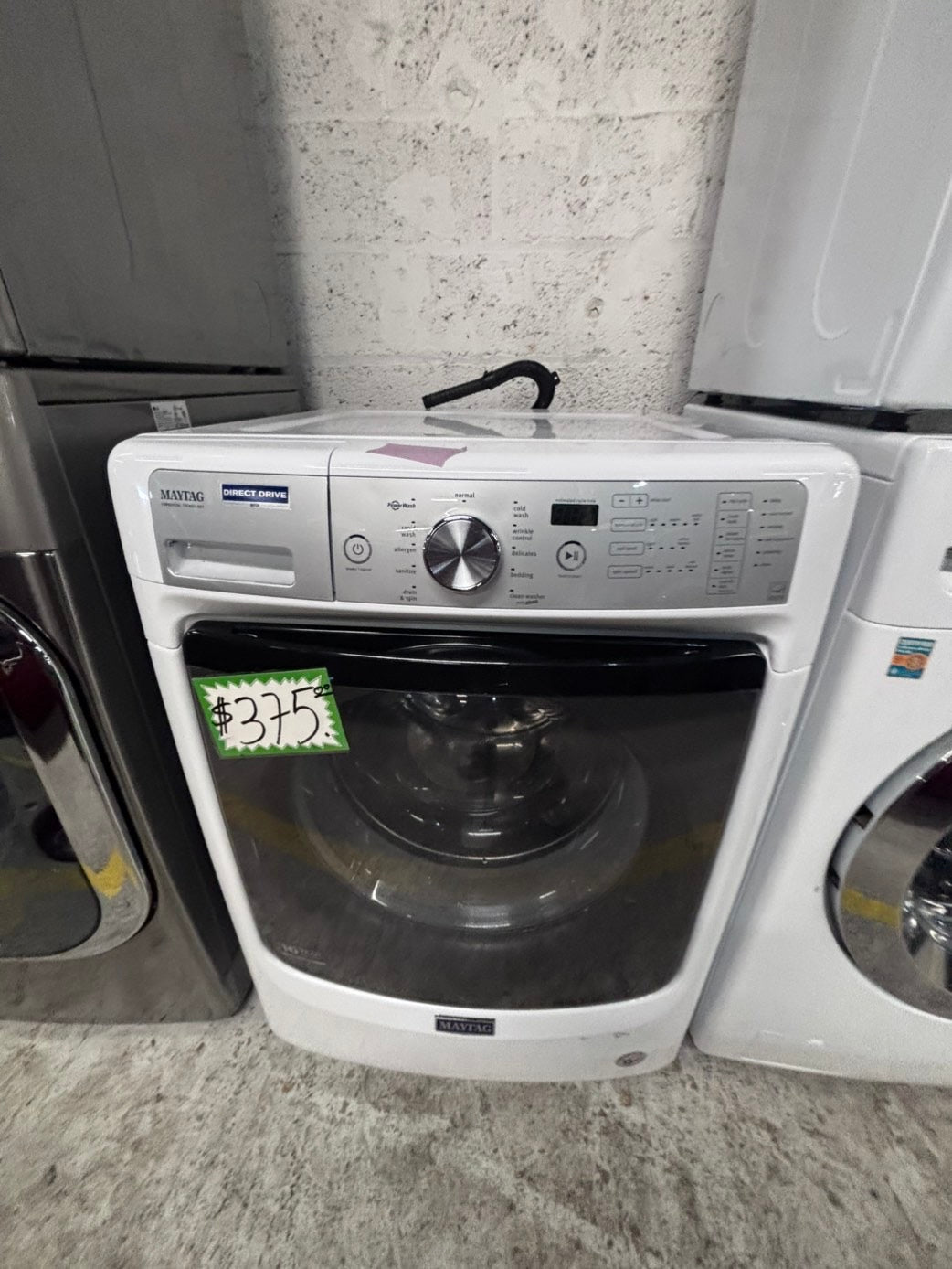 >>maytag white washer 4.5cu. ft. Large capacity, in great condition 27” stackable or side by side  used-refurbished  #FWM7746B