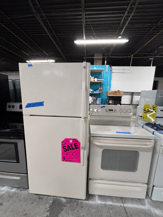 >2pc. Combo same brand GE 30”  with iced maker top freezer refrigerator in  off white & electric stove -used refurbished 30’ #RF6D4B