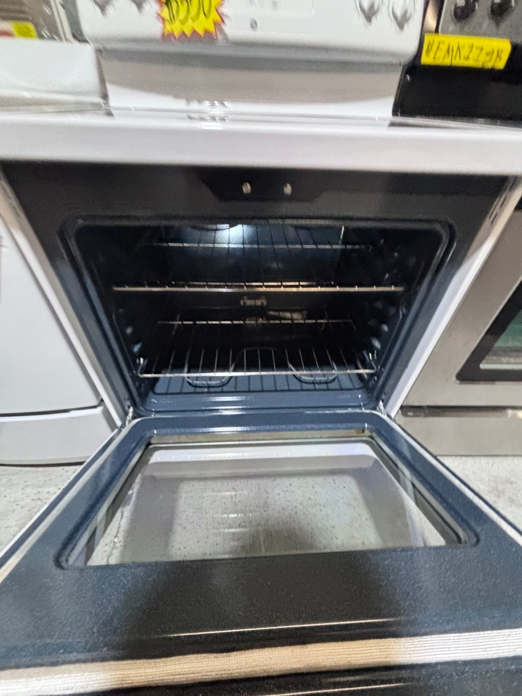 >*GE electric 220v glass top range bake Broil roast self clean white  30" used-Refurbished #ES4321B