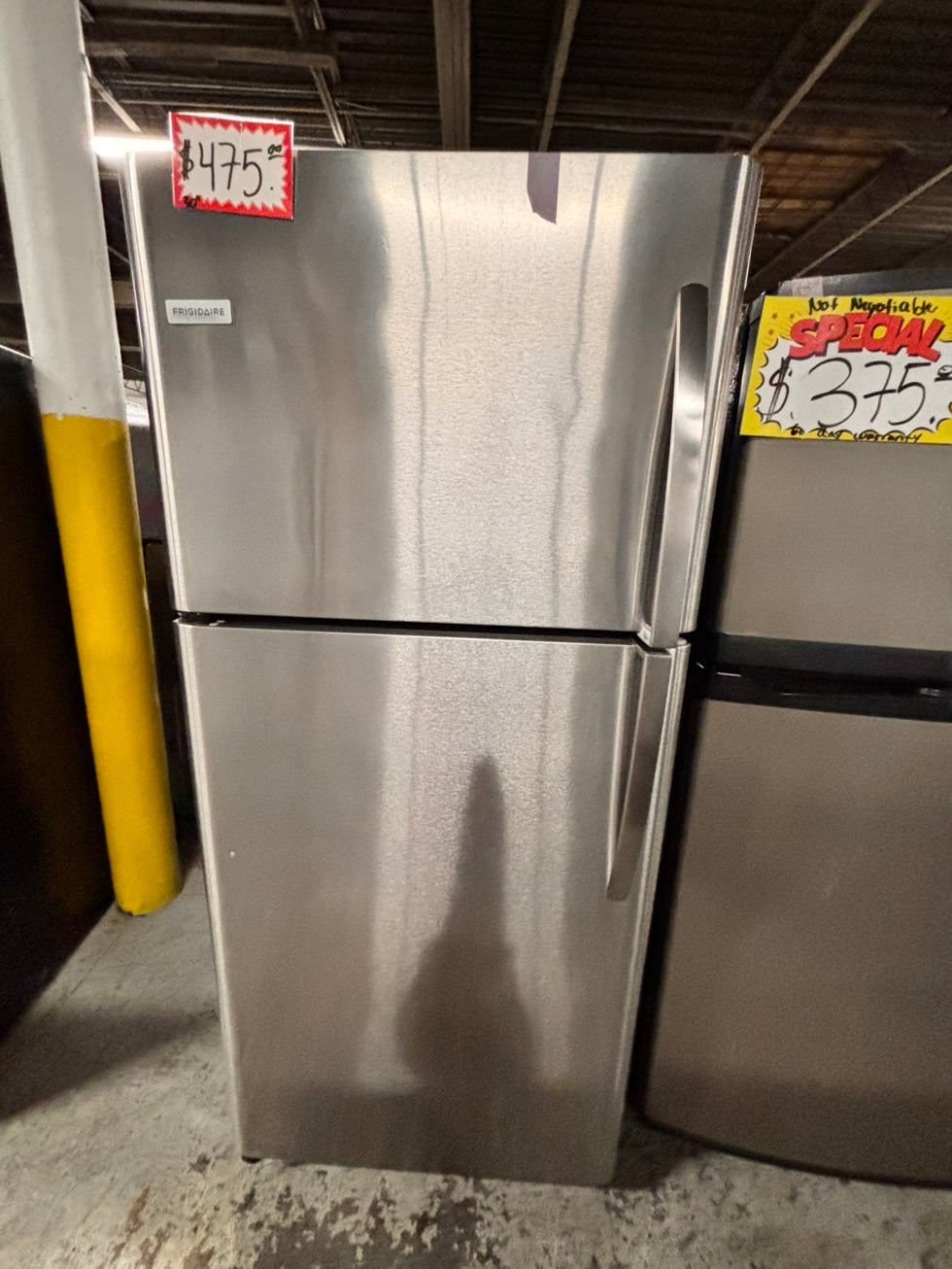 >Frigidaire 21cu.ft -top freezer refrigerator stainless steel -used refurbished 30” #RFF916B