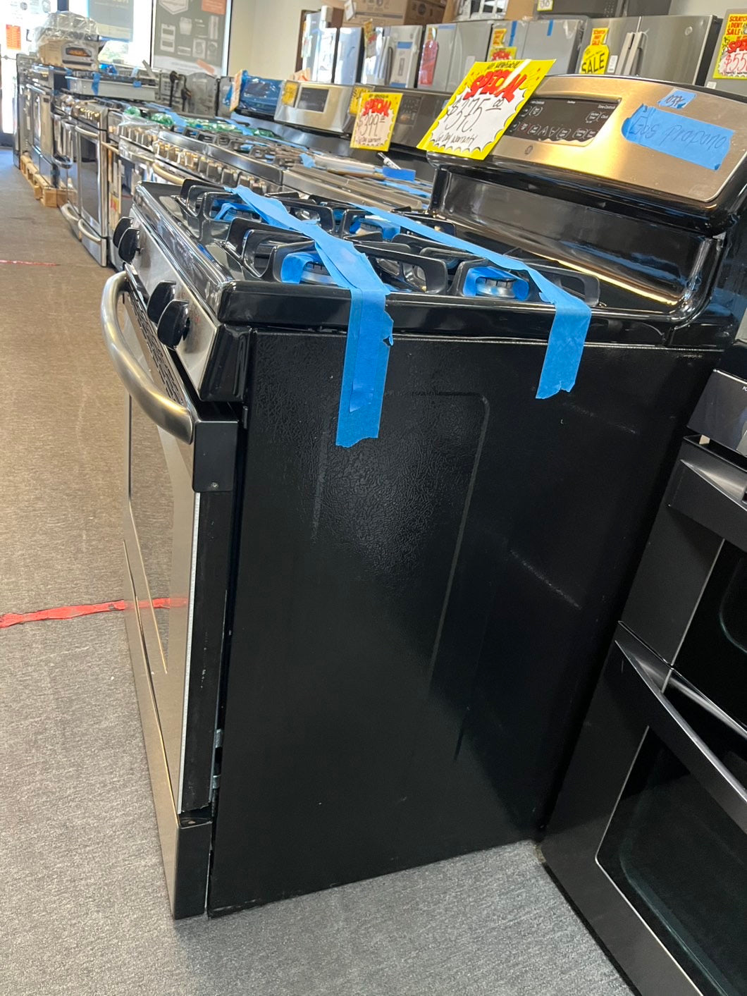 Refurbished GE Gas (Propane )range 4 burner bake broil hi/lo self clean stainless steel Refurbished 30" #GRR12L