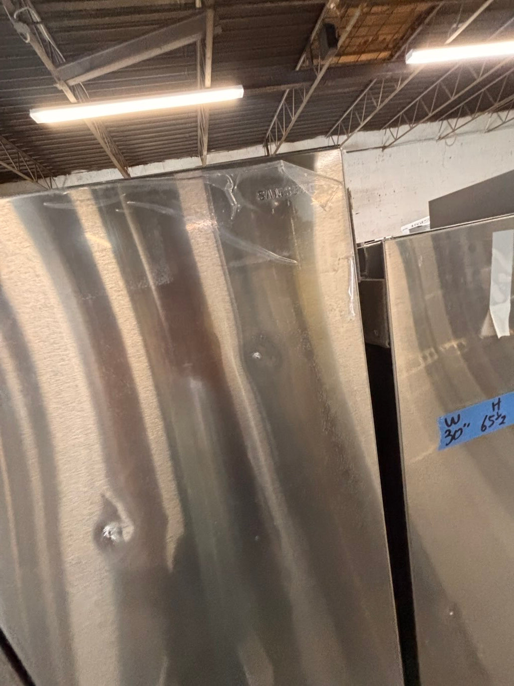 }}Samsung - 30” x 65.1/2 heigth x 30.1/5 depth. 22 cu. ft. 3-Door French Door Refrigerator w ice 🧊 maker inside - Stainless Steel #R22T5TPB